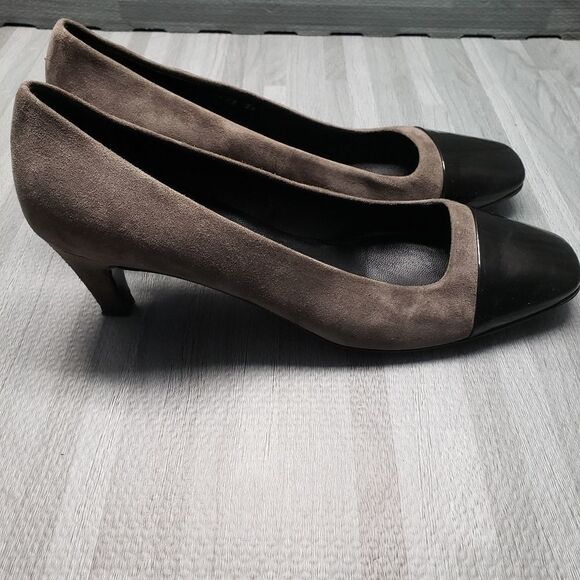 Prada women's suede heel shoes - Picture 2 of 4